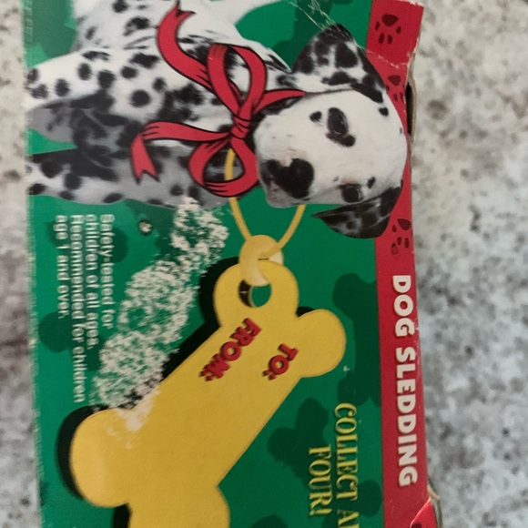 Disney Vintage 1996 McDonalds Disney 101 Dalmatians "Dog Sledding" Snow Globe - Picture 9 of 9